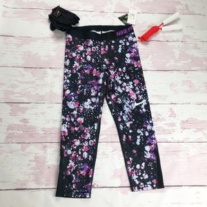 NIKE  WOMEN'S PRO LEGGING ! NWT  WELCOME OFFERS !